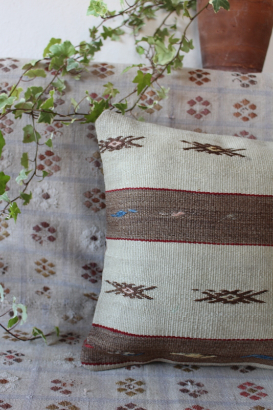 el-dokuma-kilim-kırlent-pillow-cushions (159)