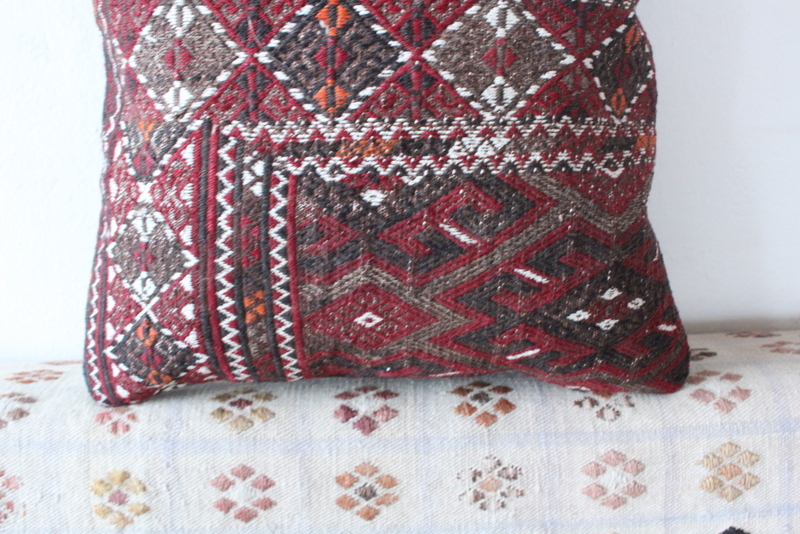 el-dokuma-kilim-kırlent-pillow-cushion (8)