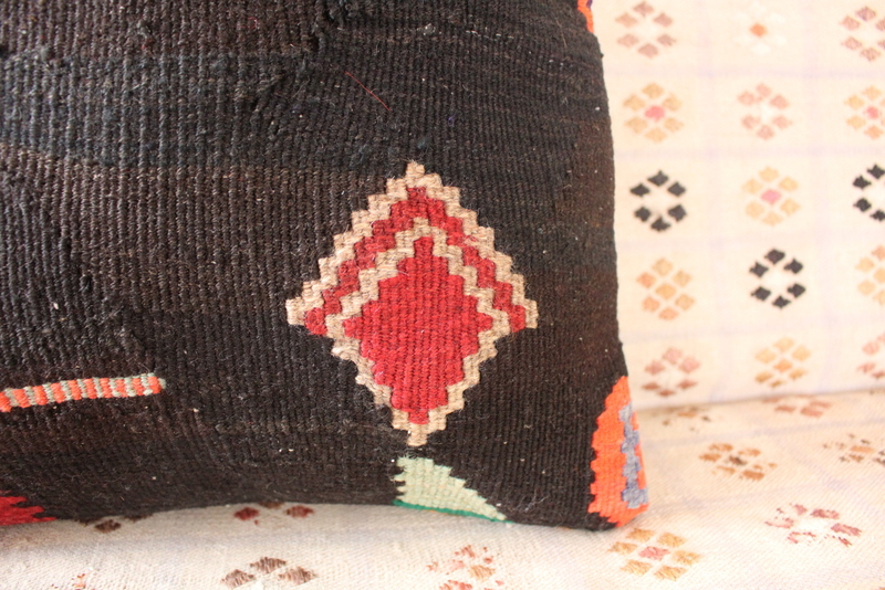 el-dokuma-kilim-kırlent-pillow-cushion-minder (37)