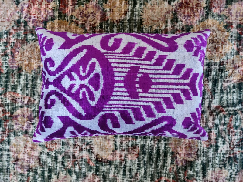 ikat-fabrics-woven-ikat-pillow (33)