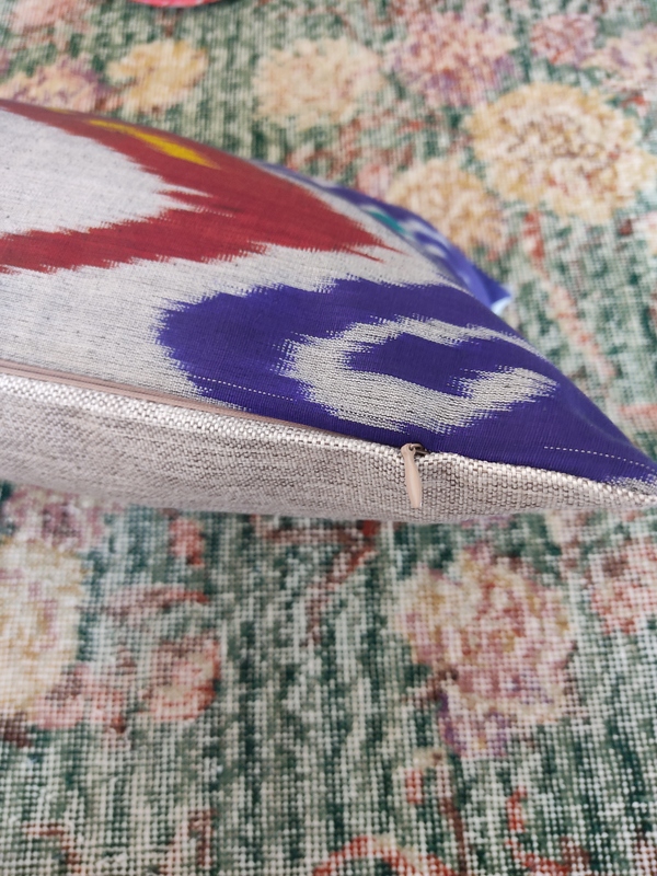 ikat-fabrics-woven-ikat-pillow (8)