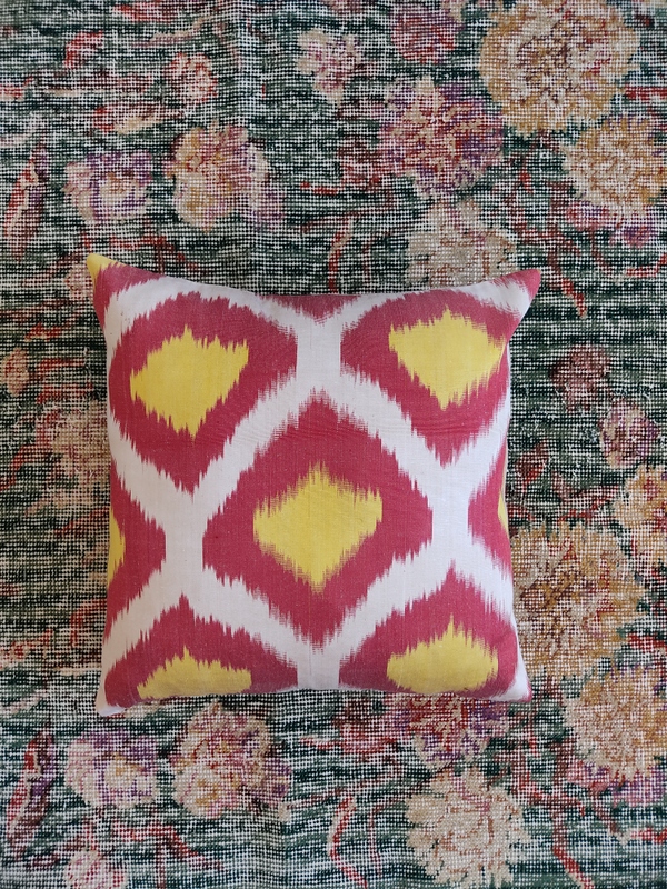 ikat-pillow-cushion-woven-home-textile (4)